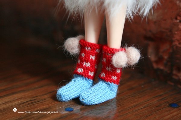 Photo1: Red dot pompom socks (1)