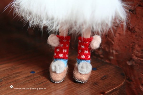 Photo3: Red dot pompom socks (3)