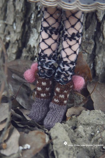 Photo2: coffee dot pompom socks (2)