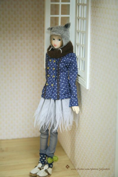 Photo5: navy blue dot pompom socks (5)