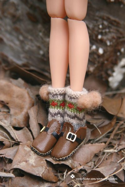 Photo4: navy blue colored pattern pompom socks (4)