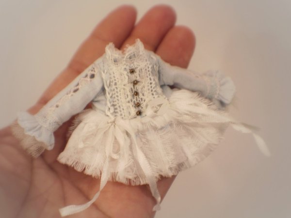 Photo1: 1:12 miniature- laced plume feel dress (of squirrel set ) (1)