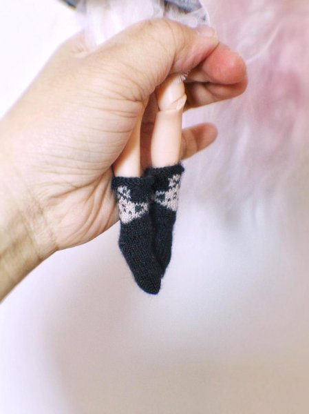 Photo2: vivienne orb socks (2)