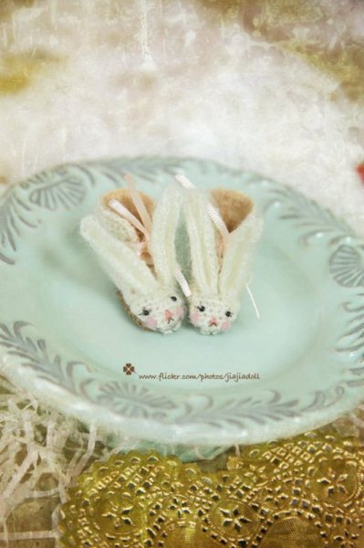 Photo1: White Bunny Hand Knited boots shoes (of Pink Bunny Wonderland) (1)