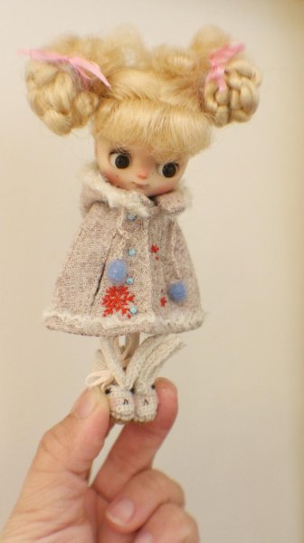 Photo4: 1:12 scare Bunny or Bear Hand Knited boots (4)