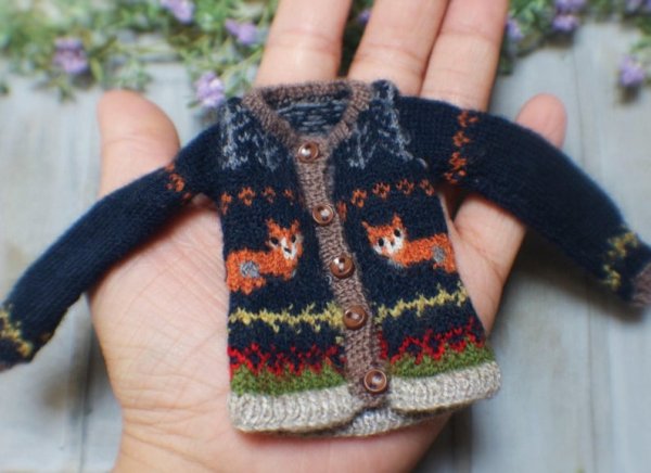 Photo4: fox and bear sweater  (4)