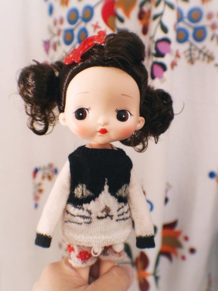 Photo7: kitty sweater (7)