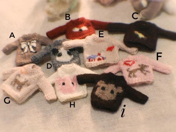 Photo2: mini sweaters (2)