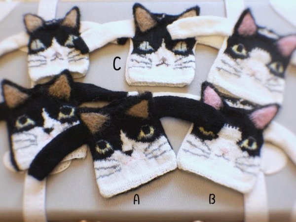 Photo4: kitty sweater (4)