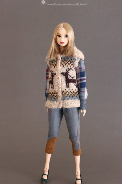 Photo2: cream deer sweater (2)