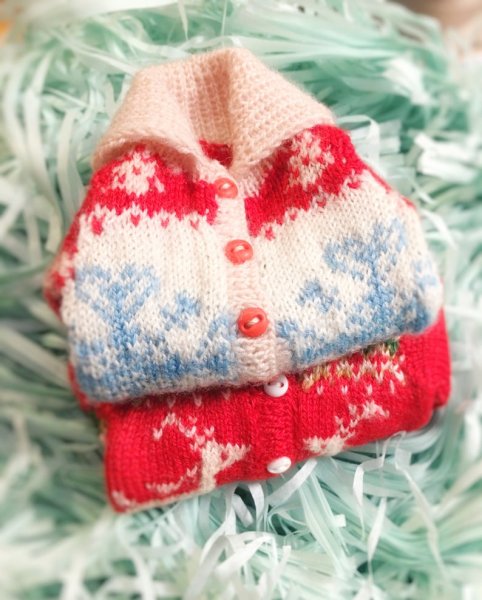 Photo4: snowflakes sweater (4)