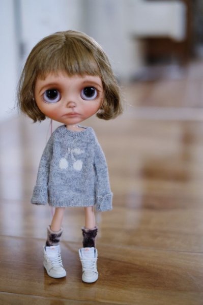 Photo5: grey cherry sweater (5)