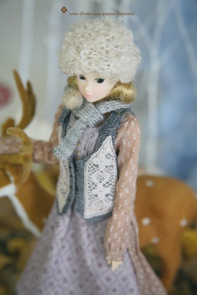 Photo5: grey scarf (5)