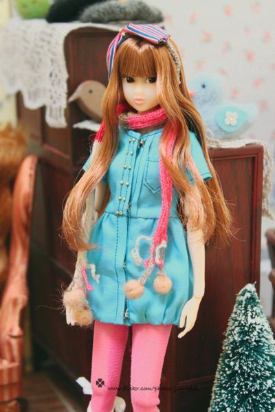 Photo2: pompom scarf in pink (2)
