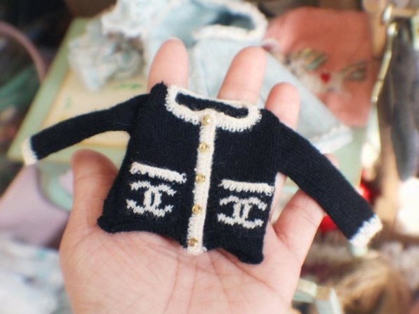 Photo4: chanel sweater in Black and white (4)