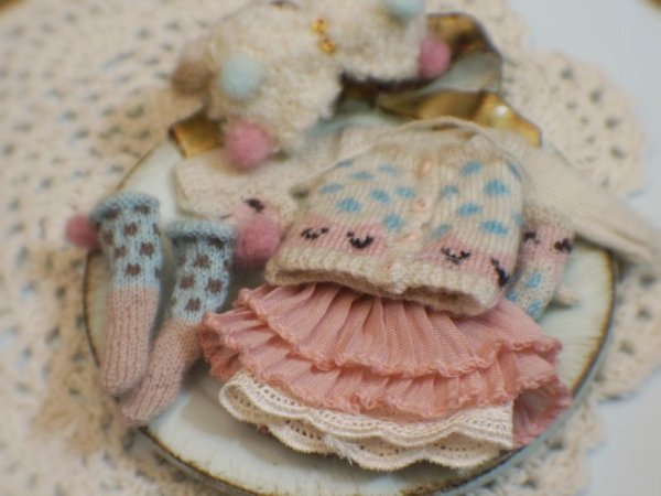 Photo4: kitty and dots party ice cream color (4)