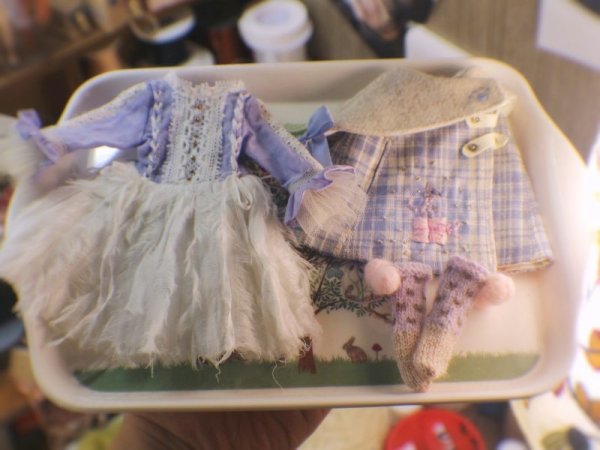 Photo4: violet dot pompom socks (4)