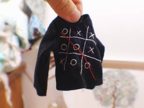 Photo1: xxooo tee shirts ( hand embroidered  )  (1)