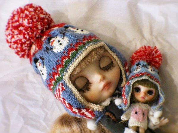 Photo4: snow man pompom hat  in earmuff style (4)