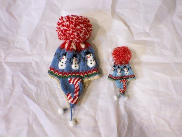 Photo1: snow man pompom hat  in earmuff style (1)