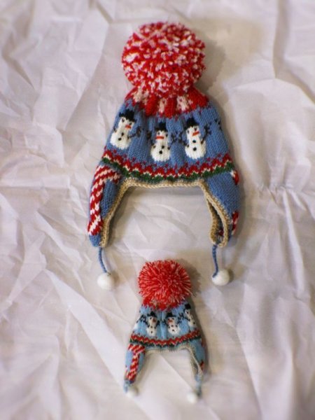 Photo2: snow man pompom hat  in earmuff style (2)