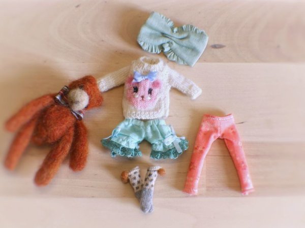 Photo4: pink bear sweater (4)