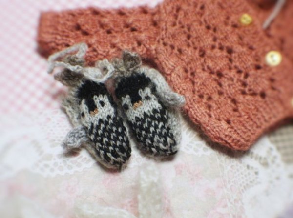 Photo7: grey penguin gloves (7)