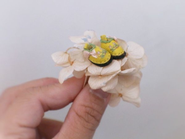 Photo3: yellow leather hand embroider flower shoes. (3)