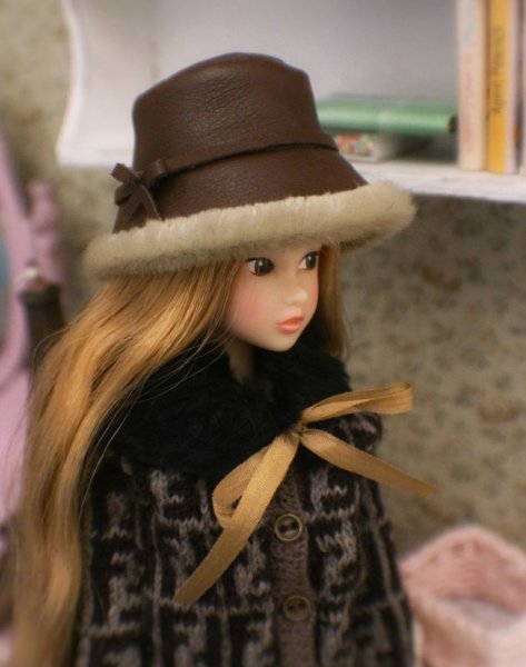 Photo4: 2 way fur and leather hat (fendi set) (4)