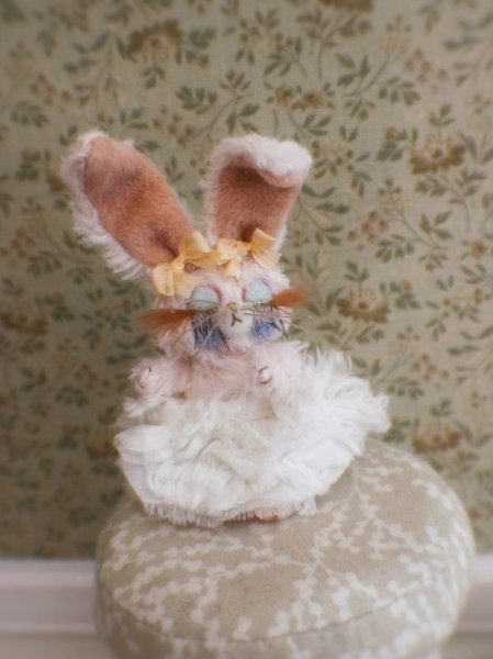 Photo2: Mini Sleeping Bunny in pink (2)