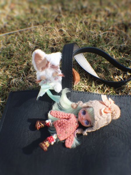 Photo4: Sleeping Bunny in soft white (4)