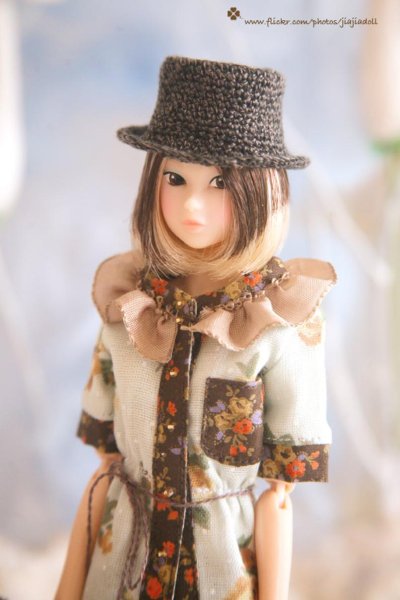 Photo2: dark grey straw hat (2)