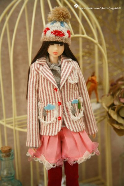 Photo5: red mushroom twist pompom hat in white (5)