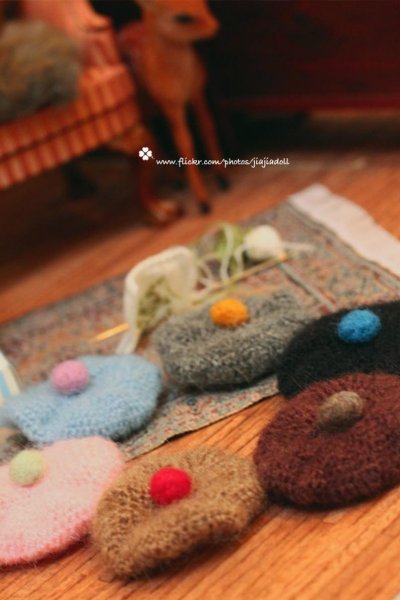 Photo2: middle grey beret (2)