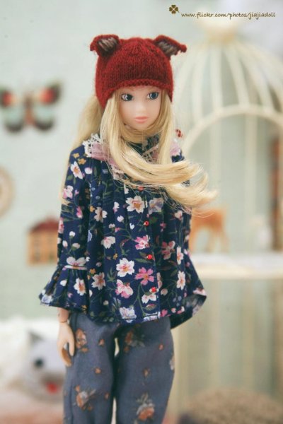 Photo4: dark red cat helmet hat (4)