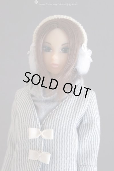 Photo2: white earflap (2)