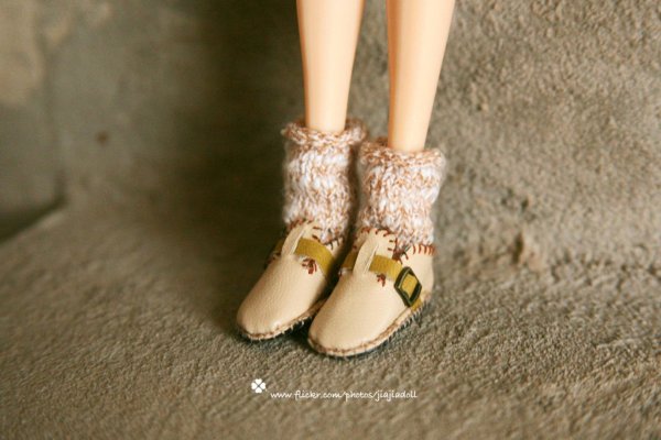 Photo1: beige leather shoes  (1)