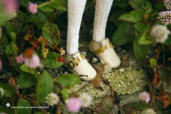 Photo2: beige leather shoes  (2)