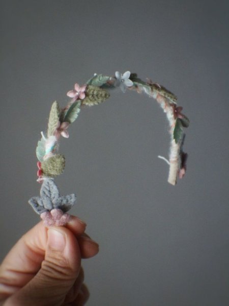 Photo1: 3 ways to use flowers and leaves headband (Spirited Girl Set) (1)