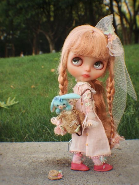 Photo14: many ways to use hand sewing and embroidered dandelion straw bag(of spirited girl ) (14)