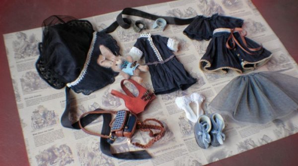 Photo14: hand sewing grey leather ribbon boots (of Irene's Lunch set) (14)