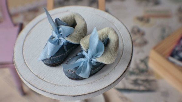 Photo2: hand sewing grey leather ribbon boots (of Irene's Lunch set) (2)
