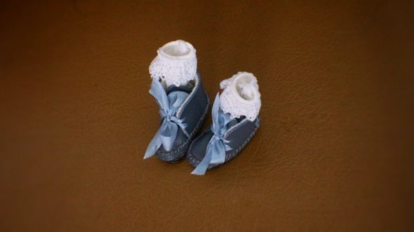 Photo17: hand sewing grey leather ribbon boots (of Irene's Lunch set) (17)
