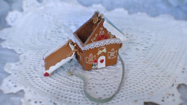 Photo5: the gingerbread house snowman want to live in (Pure & Peace Blessing to you) (5)