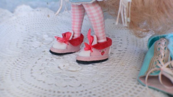 Photo7: strawberry boots as sweet as lovers (Pure & Peace Blessing to you) (7)