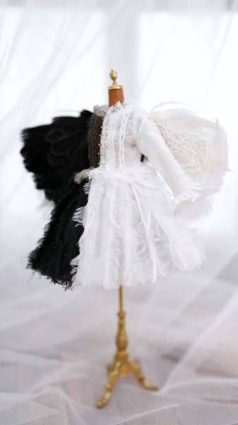 Photo4: Black and white Perfect Angel wings (2 ways to use) (4)