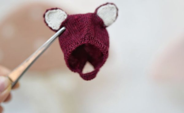 Photo2: dark red bear hat (2)
