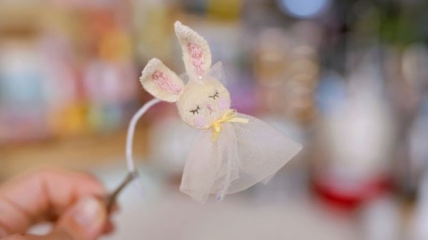 Photo1: cream bunny headband (1)