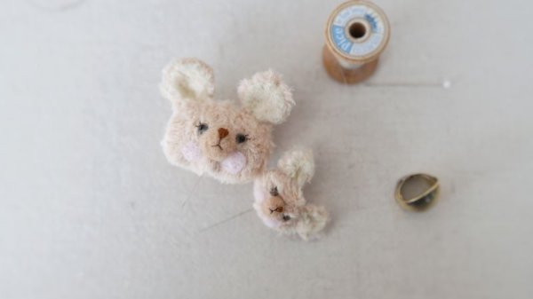 Photo18: cream bear hairpin (18)