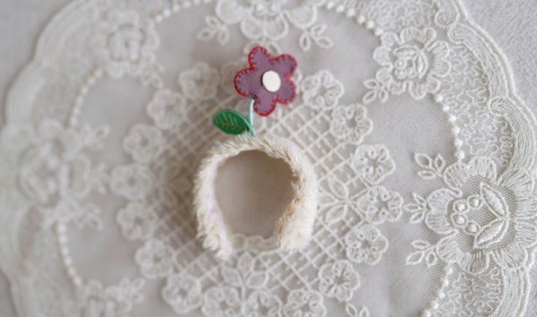 Photo5: 2 side to use red plush & leather flower headband (5)